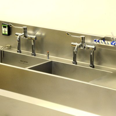 Da-Vinci-sink-close-up-